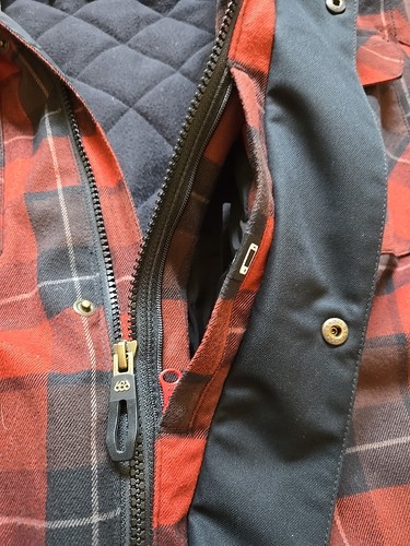686 Ski Jacket Mens Medium Snowboard/Skiing. Plaid Red/Black Waterproof w/ Hood. - Picture 8 of 20