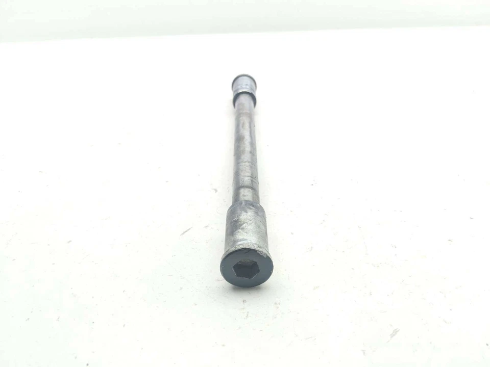 Eixo dianteiro 94 Kawasaki Concours ZG1000 - Imagem 3 de 4