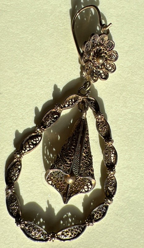 Vintage Filigree Dangle One Earring, Ornate Gold Tone, Antique Style Statement