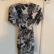 Black and White Tropical Leaf Print Wrap Mini Dress, Size S — Summer Boho Styl
