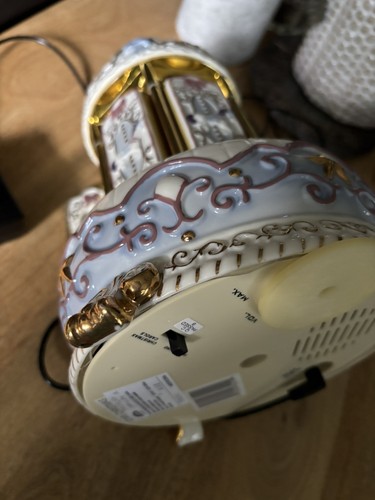 Mr Christmas Porcelain Carillon Carousel Horse FOR PARTS OR REPAIR - MUSIC WORKS - Picture 6 of 12