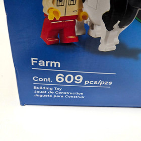 LEGO CITY FARM # 7637 NEW SEALED IN BOX 609 PIECES 2009 TRACTOR ANIMALS