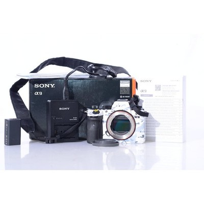 Sony a9 Alpha 9 - ILCE-9 Digitalkamera / 24.2MP Digitalkamera 24076 Auslösungen