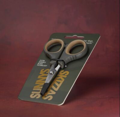 One More Cast Scissors Ali Hamidi Schere