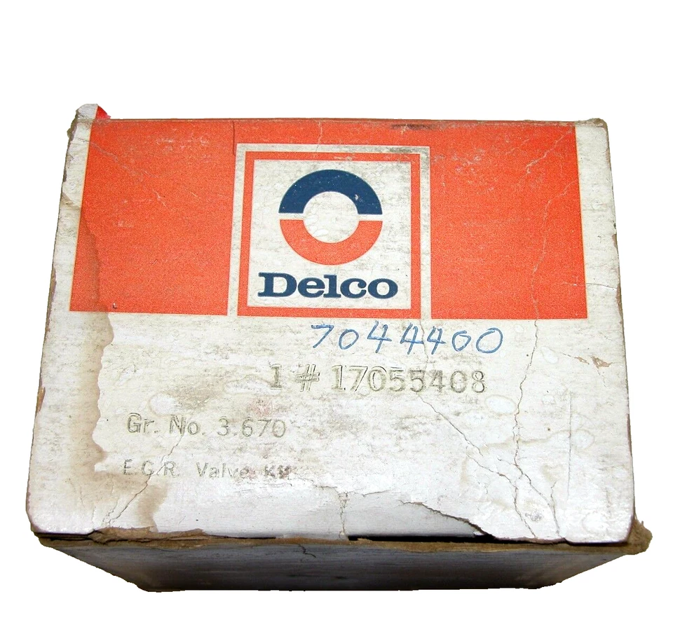 Nuevo Genuino GM Original Fábrica Válvula EGR 1977 Oldsmobile Delta 88 4.3L 260cid Foto 2 de 3