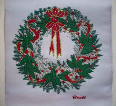 7 Embroidered Christmas wreaths metallic thread  patches trim embellishment 