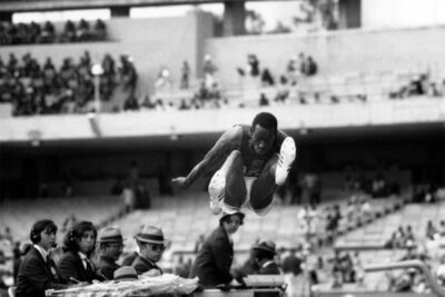527135 BOB BEAM LONG JUMP RECORD OLYMPICS 36x24 WALL PRINT POSTER
