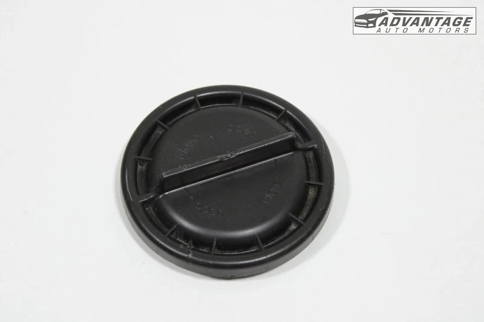 2017-2019 AUDI A4 QUATTRO RIGHT OR LEFT HEADLIGHT LAMP ACCESS BULB CAP COVER OEM - Image 2 of 4