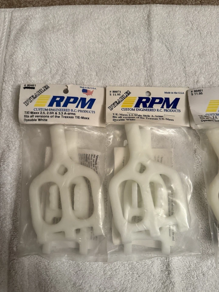 RPM White Dyable Tmaxx Emaxx Wide Arms - Image 3 of 3