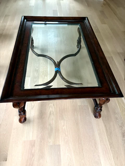 Thomasville传统长方形茶几 — 第 2/2 张图片