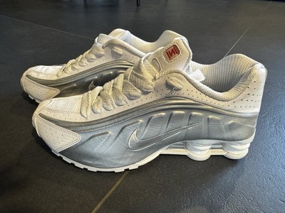 Nike Sportswear Sneaker 'SHOX R4' in Weiß , Gr. 42,5