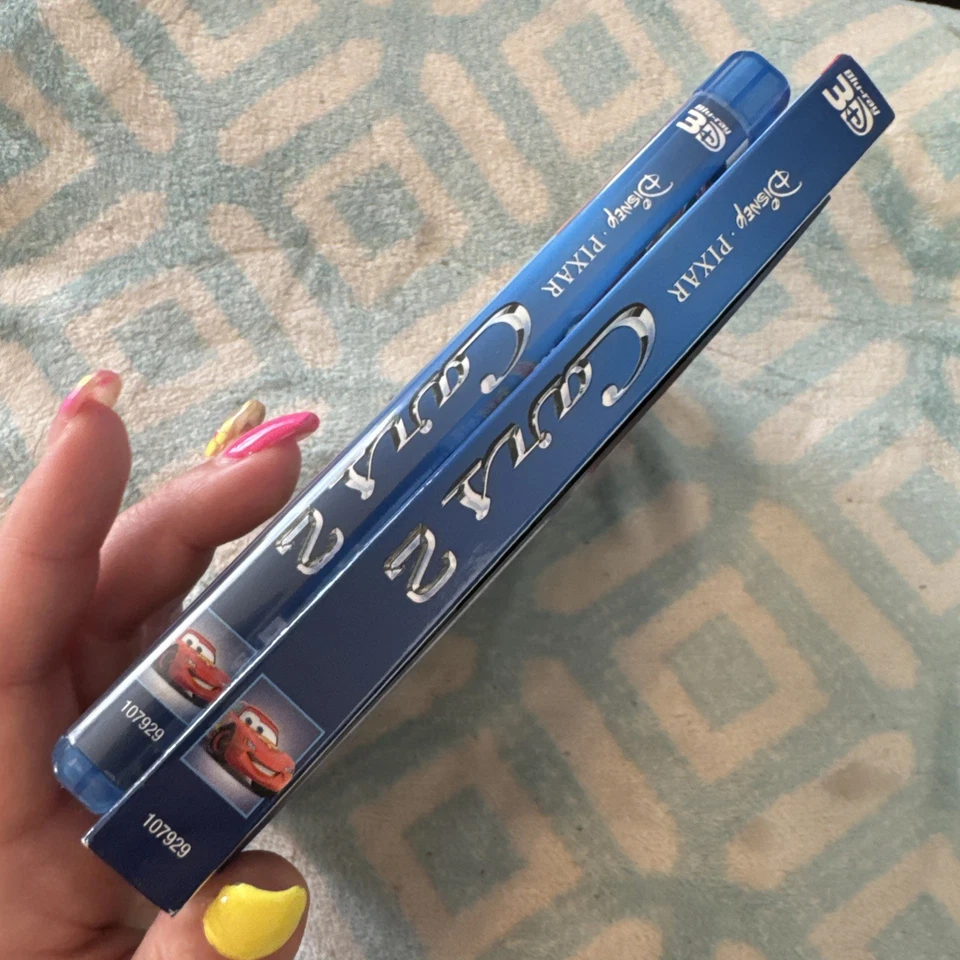 Cars 2   (3-D Blu-Ray/Blu-Ray/DVD 2011)  Disney Pixar w/Lenticular Slipcover OOP - Image 3 of 4