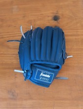 Franklin Inferno 24950-9" RHT Youth Baseball Glove Black Blue Tee Ball Starter