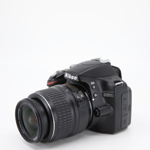 Nikon D3200 24.2MP DSLR Camera &18-55mm Lens, Shutter Count: 10K, Good Condition - Picture 2 of 11