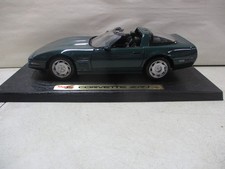 Maisto 1992 Corvette ZR-1 1/18