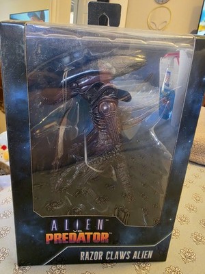 Aliens Razor Claws Alien 9'' Action Figure Brand New Sealed NECA
