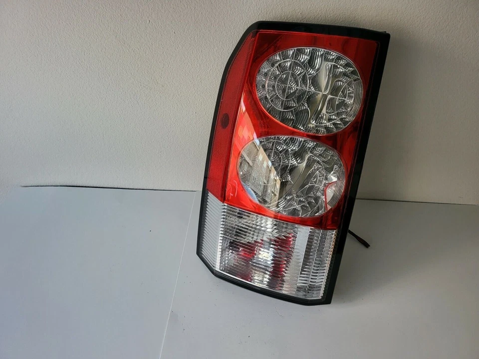LAND ROVER DISCOVERY 4 | LR4 10-14 FARO TRASERO LADO CONDUCTOR LR036163 Foto 3 de 4