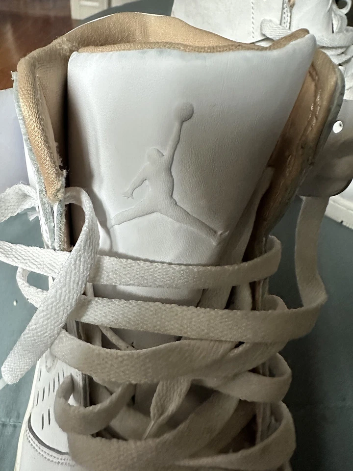 Talla 10.5 - Air Jordan 1 Retro Alto Vachetta Foto 2 de 4