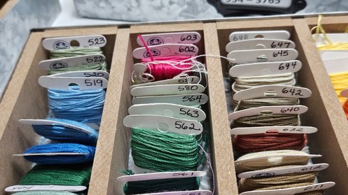 Embroidery & Cross Stitch Floss/Thread in storage Case 365 + carded pieces - Picture 9 of 15
