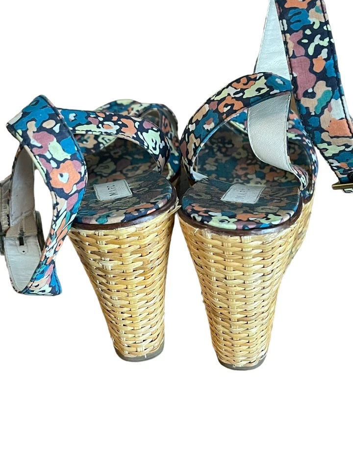 Sandalias Gladiador Marc Jacobs Talla 38 (US 7/7.5) Floral Mimbre Ratán Cuña Foto 3 de 4