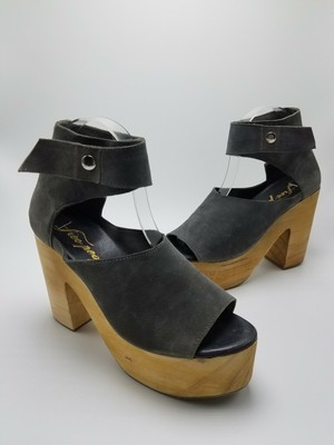 peep toe clogs wooden