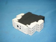 Siemens 3RP1525-2BP30 3RP15252BP30 Timing Relay