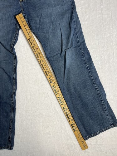 Lee Jeans, Men’s 36 X 36 Relaxed Fit, Straight Leg, Medium Wash Blue - Picture 2 of 8