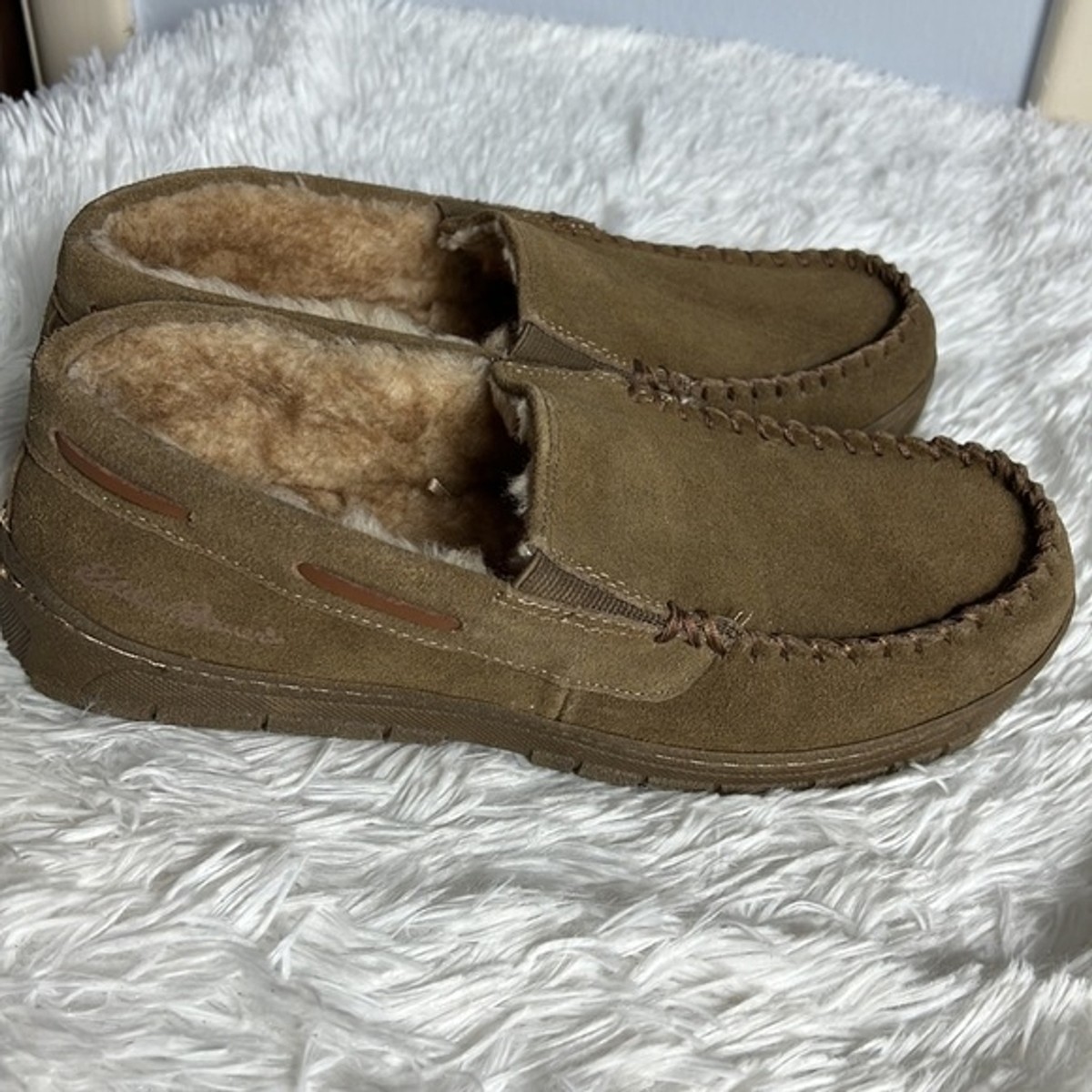 Eddie Bauer Tan Sherpa Lined Suede Slippers Medium 8-9