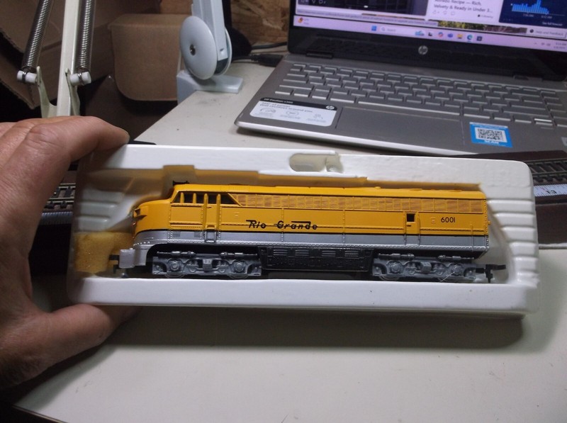 HO FM 5024-23 Diesel Locomotive Rio Grande 6001 A H M Original box Powered
