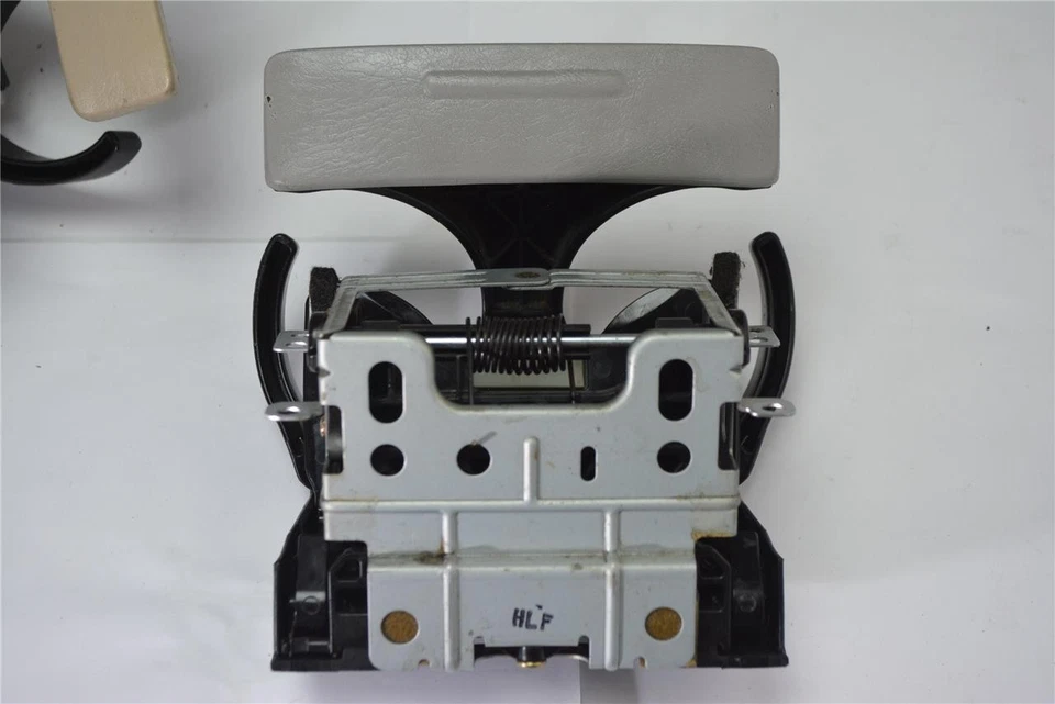 2002-2006 Lexus ES300/ES330 Front Console Cup Holder '02 '03 '05 '06 - GRAY trim — 第 2/3 张图片