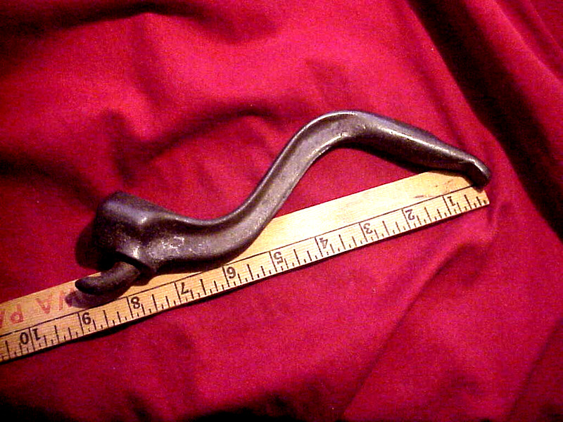 VINTAGE CAST IRON COOKSTOVE LID LIFTER GRATE SHAKER OLD