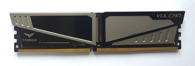 TeamGroup T-Force Vulcan 16GB DDR4 2400 TLGD416G2400HC16BK, RAM