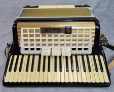 Vintage Scandalli Accordion Made in Italy Ladies Full Size 41/120 w/Registers