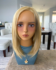 Ren&eacute; of Paris Davina 6543 Lace Front Synthetic Wig Blonde Straight Layered