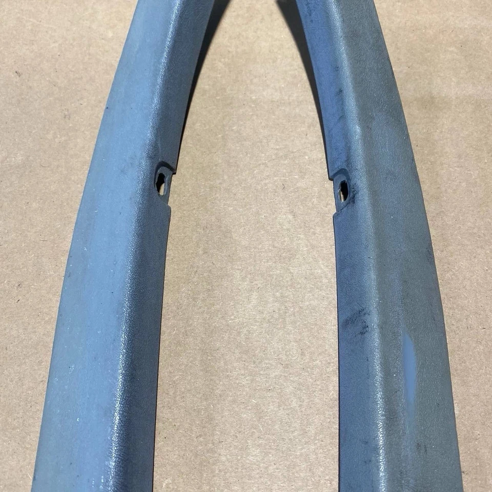 Conjunto de acabamento de tampa de porta-malas Mercedes-Benz W124 S124 Estate cinza 1246920201 1246920101 - Imagem 3 de 4