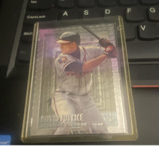 Topps Embossed David Justice Rookie of the Year Braves Baseball Card 1995 #101. rookie card picture