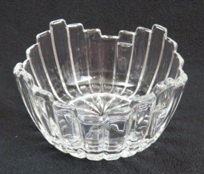 Circleware   Carina Clear Pressed Glass - Candy Nut Dish 11.2 oz Vintage 2000