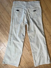 Vintage Men  s 33 X 33 Levi  s Bootcut Wide Leg Corduroy Tan 70  s Pants Jeans 684