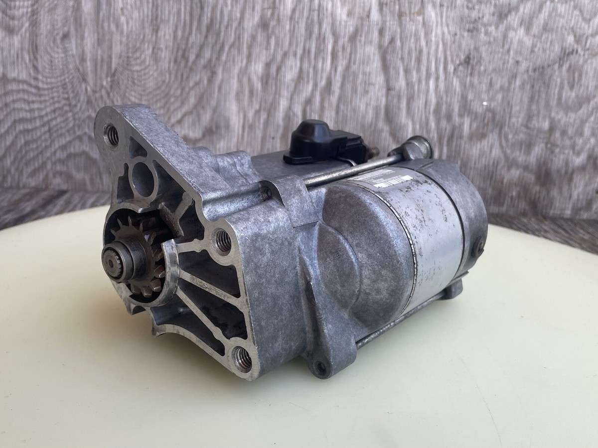 Dodge Chrysler 300 SRT8 6.1l Hemi Starter OEM DENSO Made In Japan