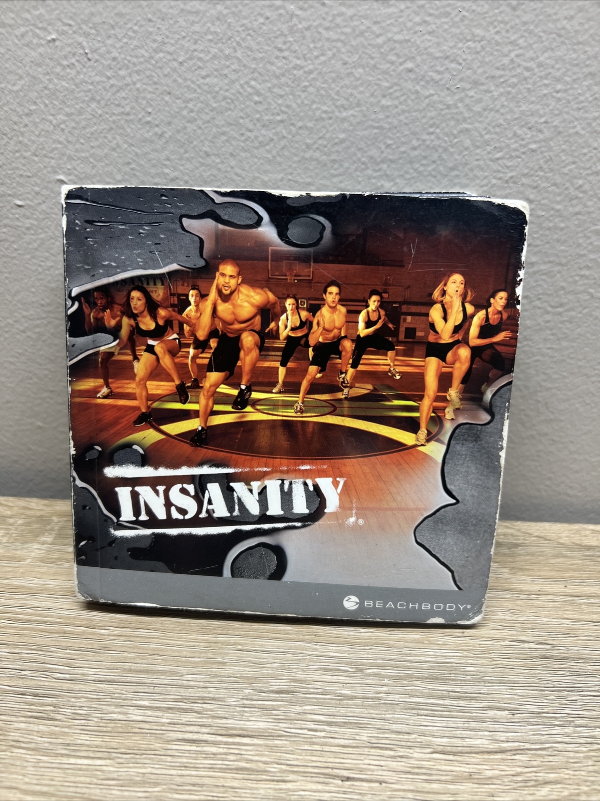 Beachbody DVD Insanity 10 Disc Workout Set Complete Shaun Fitness Light