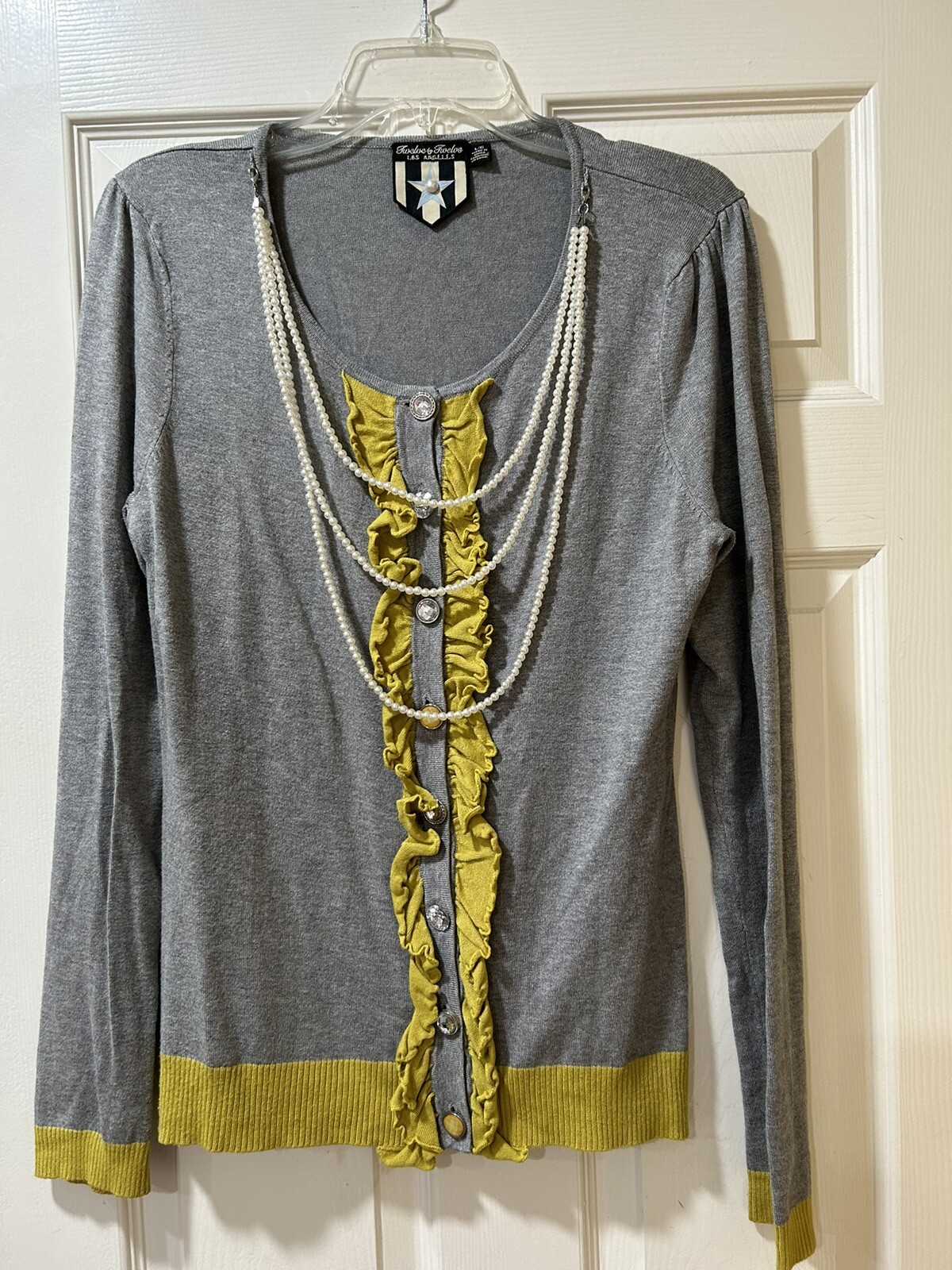 Picture 2 of 4