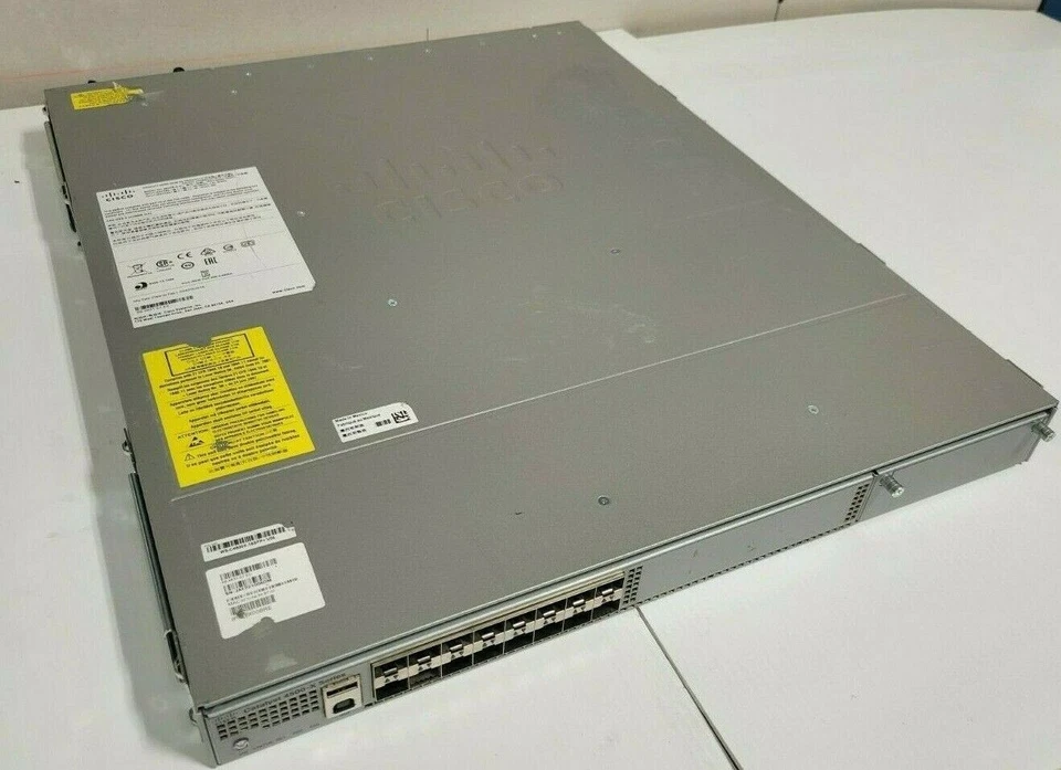 Conmutador Cisco Catalyst WS-C4500X-F-16SFP+ serie 4500X doble alimentación de vuelta al frente Foto 2 de 4