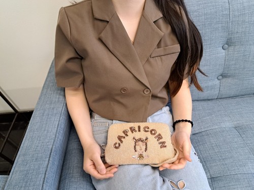 Neu mit Etikett Anthropologie Perlen Sternzeichen Steinbock Clutch, Handgelenktasche, Handtasche, Handtasche - Bild 10 von 10