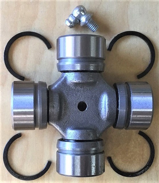 1pc Universal Joint fits for 2003 2004 2005 2006 Kia Sorento 2WD RWD