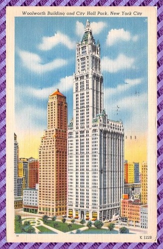 Carte Postale - Woolworth Building and City Hall Park, New York City - 第 1/2 張圖片