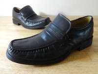 Mens Shoes Size 8 Clarks Black Leather Cushion Cell Mens Size 8 Leather Loafers Mens Shoes Size 8 Clarks Black Leather Cushion Cell Mens Size 8 Leather Loafers