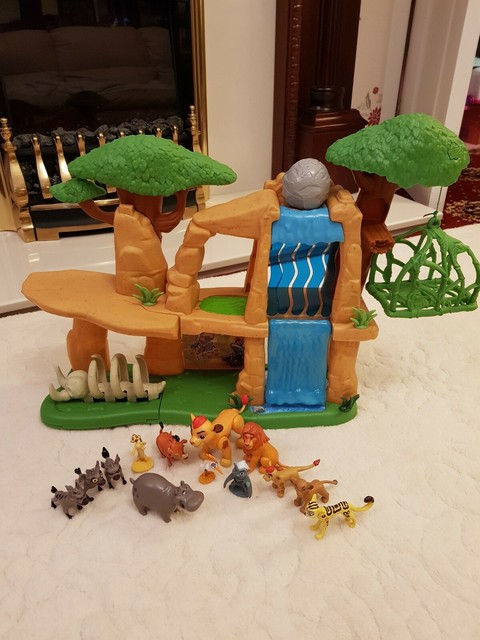 pride rock playset