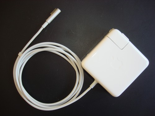 Original A1184 A1330 A1344 60W MagSafe1 Ladegerät für Apple 13" MacBook Pro Air - Bild 1 von 5