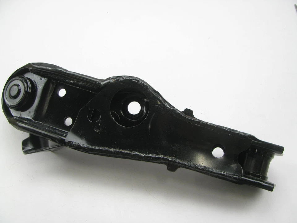 Brazo de control inferior delantero derecho trw 10836 80-82 toyota tercel 81-84 starlet Foto 2 de 3