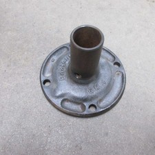 Early Muncie 4 Speed Transmission Input Shaft Bearing Retainer 3851326 M20 M21